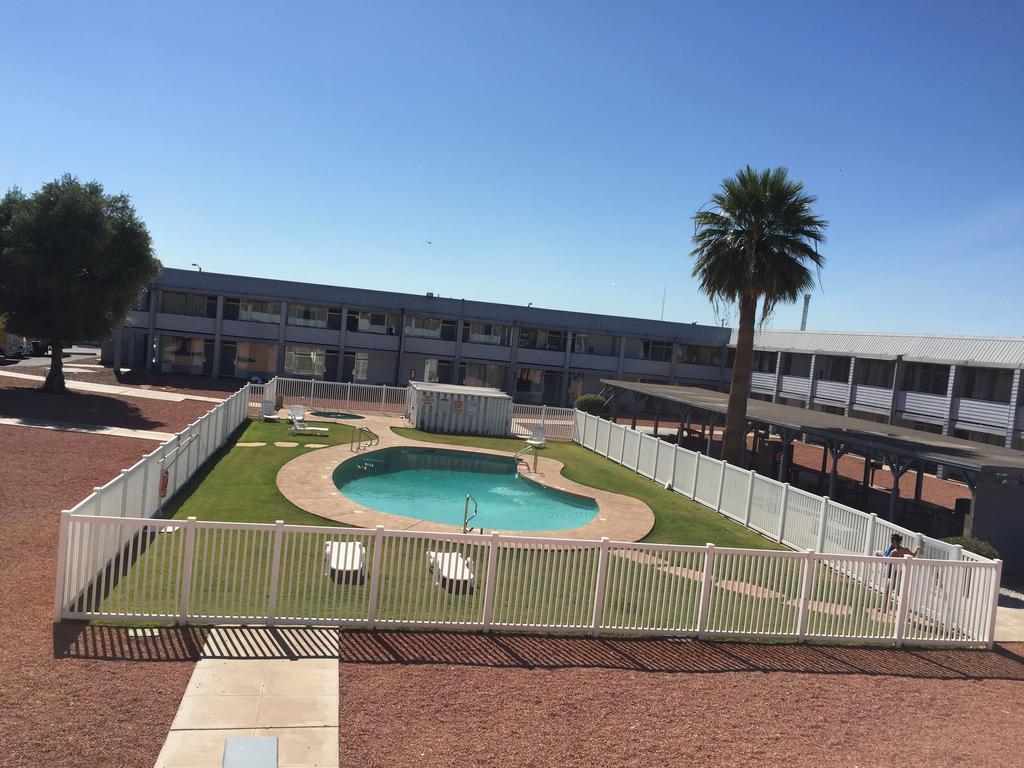 Ez 8 Motel Airporter Phoenix Exteriér fotografie